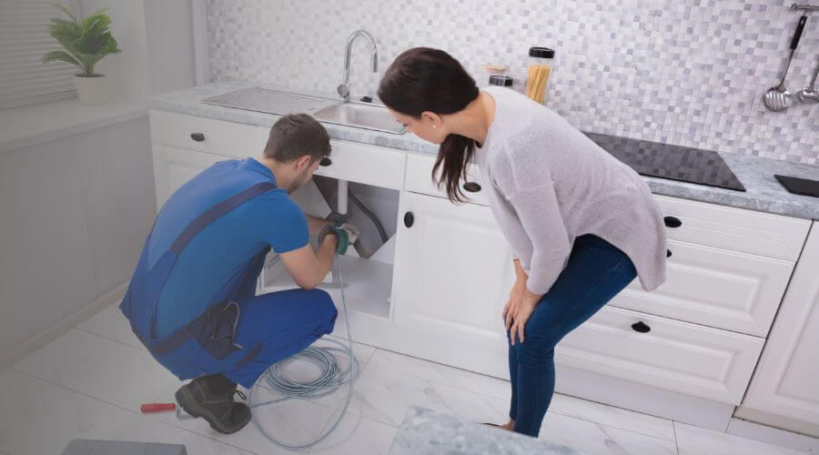 Expert burst pipe repair services in Walnut Grove, MO
